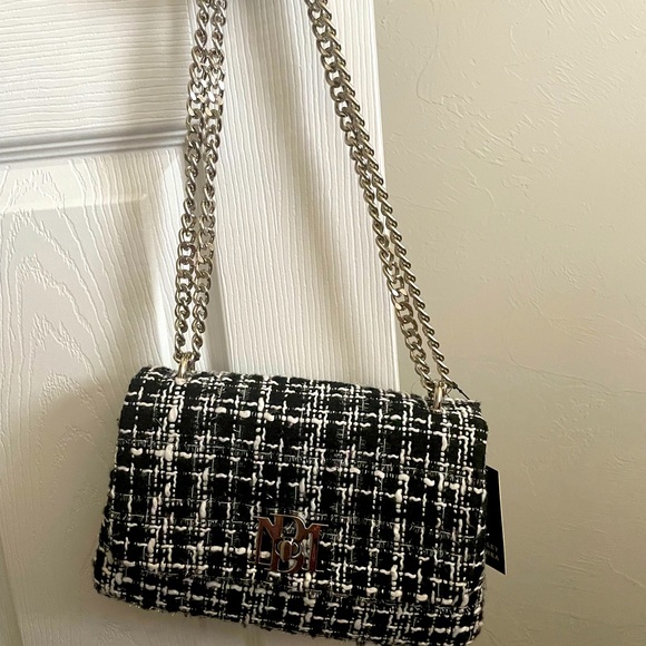 SOLD! NWT Badgley Mischka Crossbody Purse - Picture 3 of 7